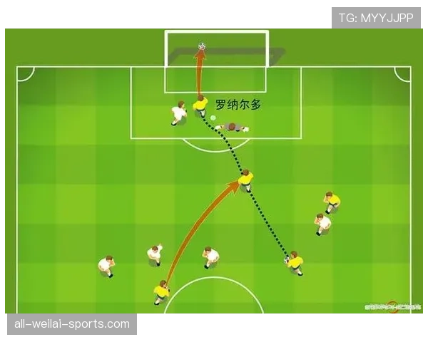 室内足球规则详解：比赛场地与裁判判罚的关键标准