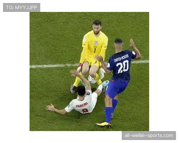 点球时其他队员提前进区，裁判该如何判罚规则详解